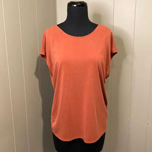 Green Envelope Small Ombré Red Back V Cut and Wrap Round Hem Short Sleeve